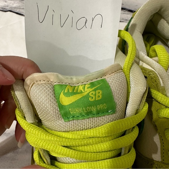 Nike Dunk SB Low Green Apple women size 5.5 Limited Edition - Picture 5 of 10